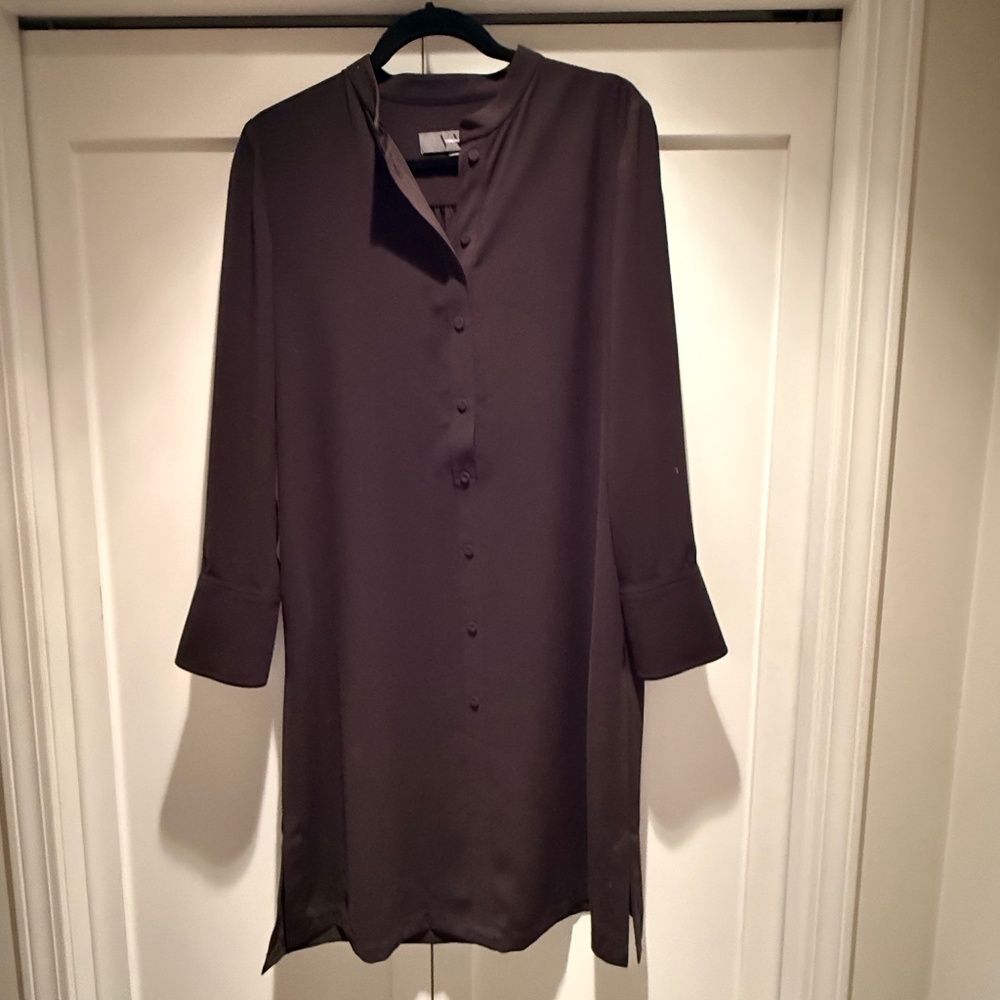 *LIKE NEW* Vera Wang shirt dress size M/L